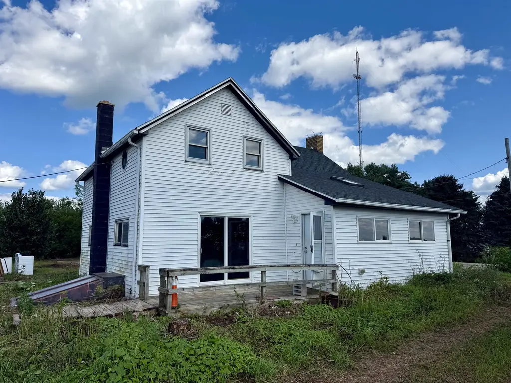 W7480 State Rd 39, York