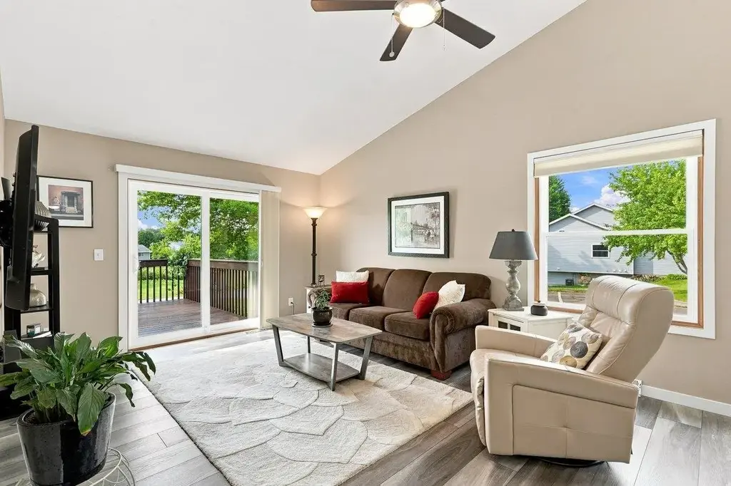 631 Constitution Lane, DeForest