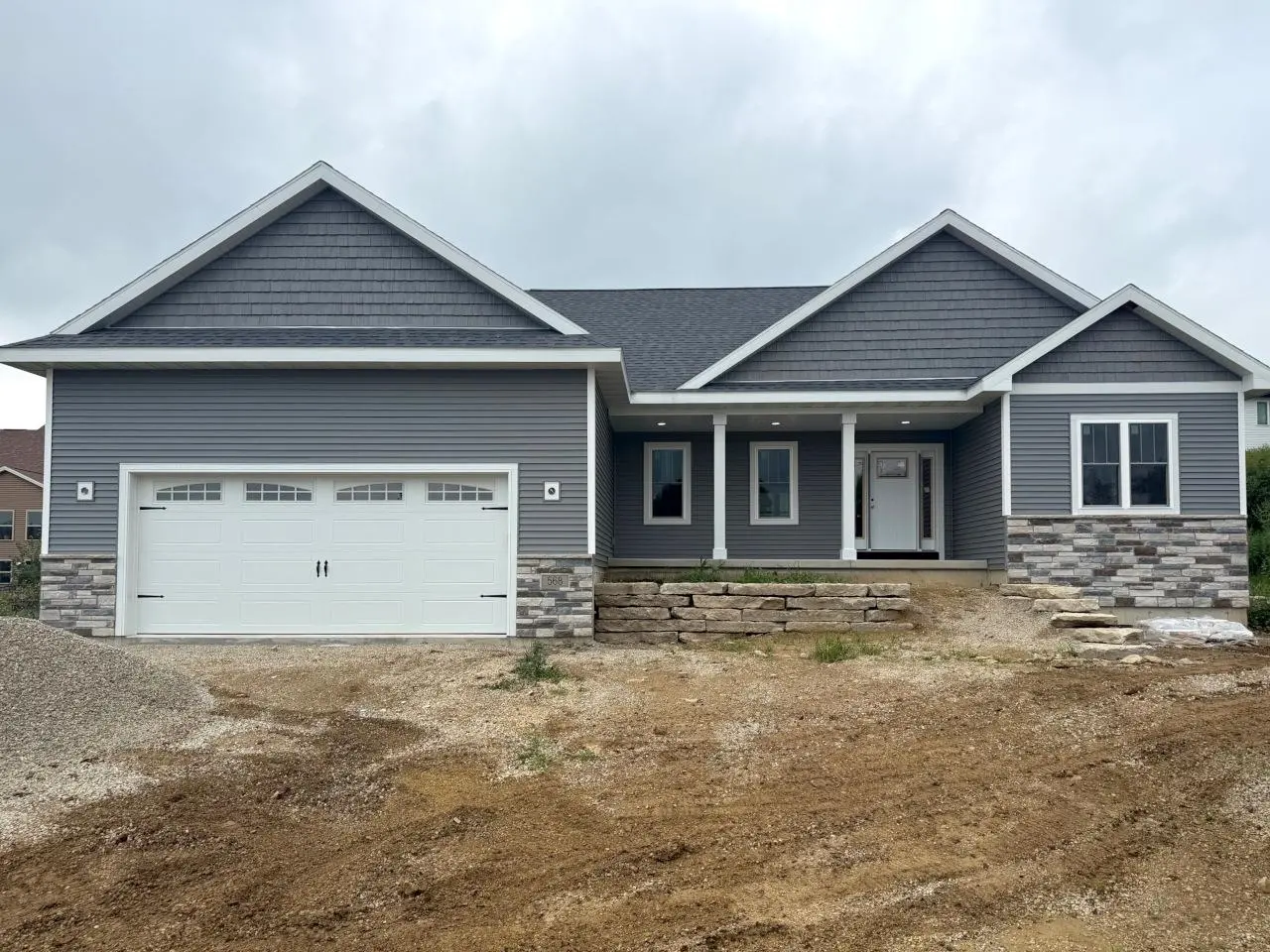 Photo of Listing #2030583