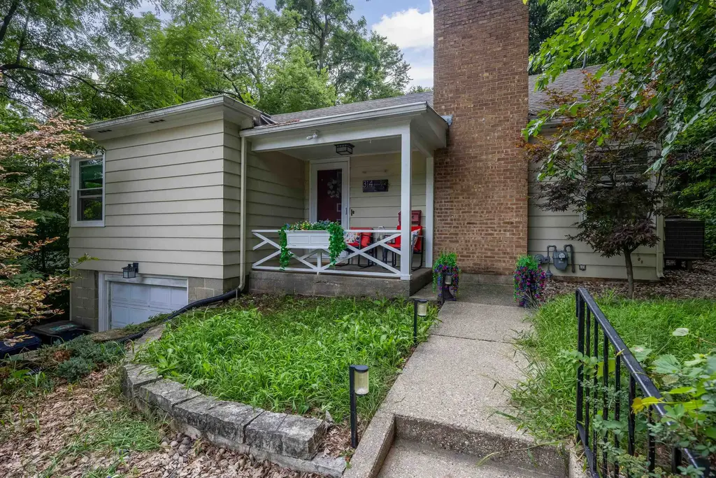 314 S Atwood Avenue, Janesville