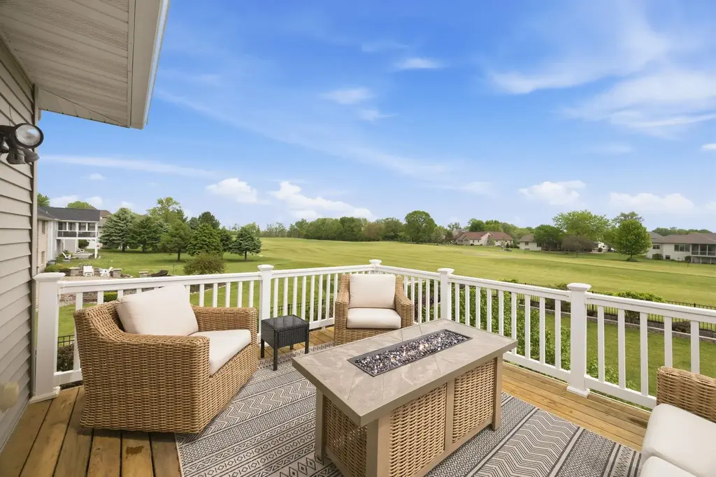 323 Wileman Drive, Edgerton