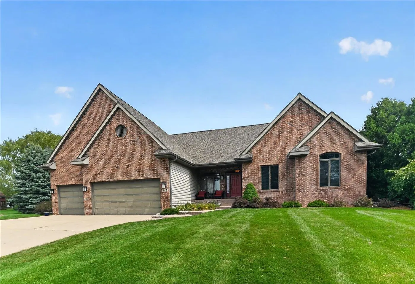 Photo of Listing #2030611