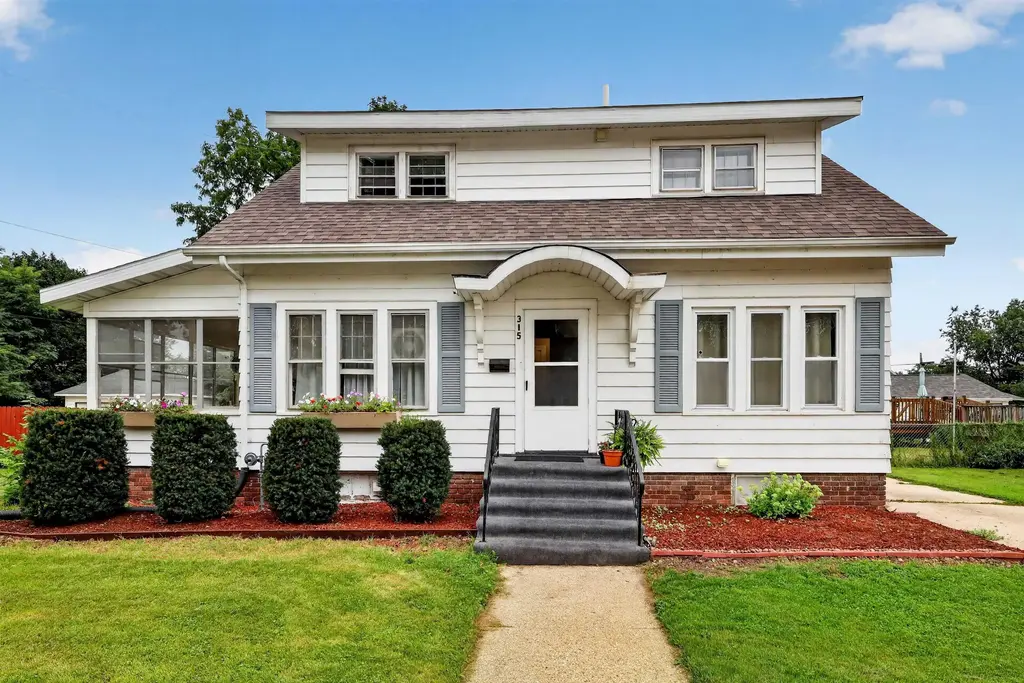 315 N Chatham Street, Janesville