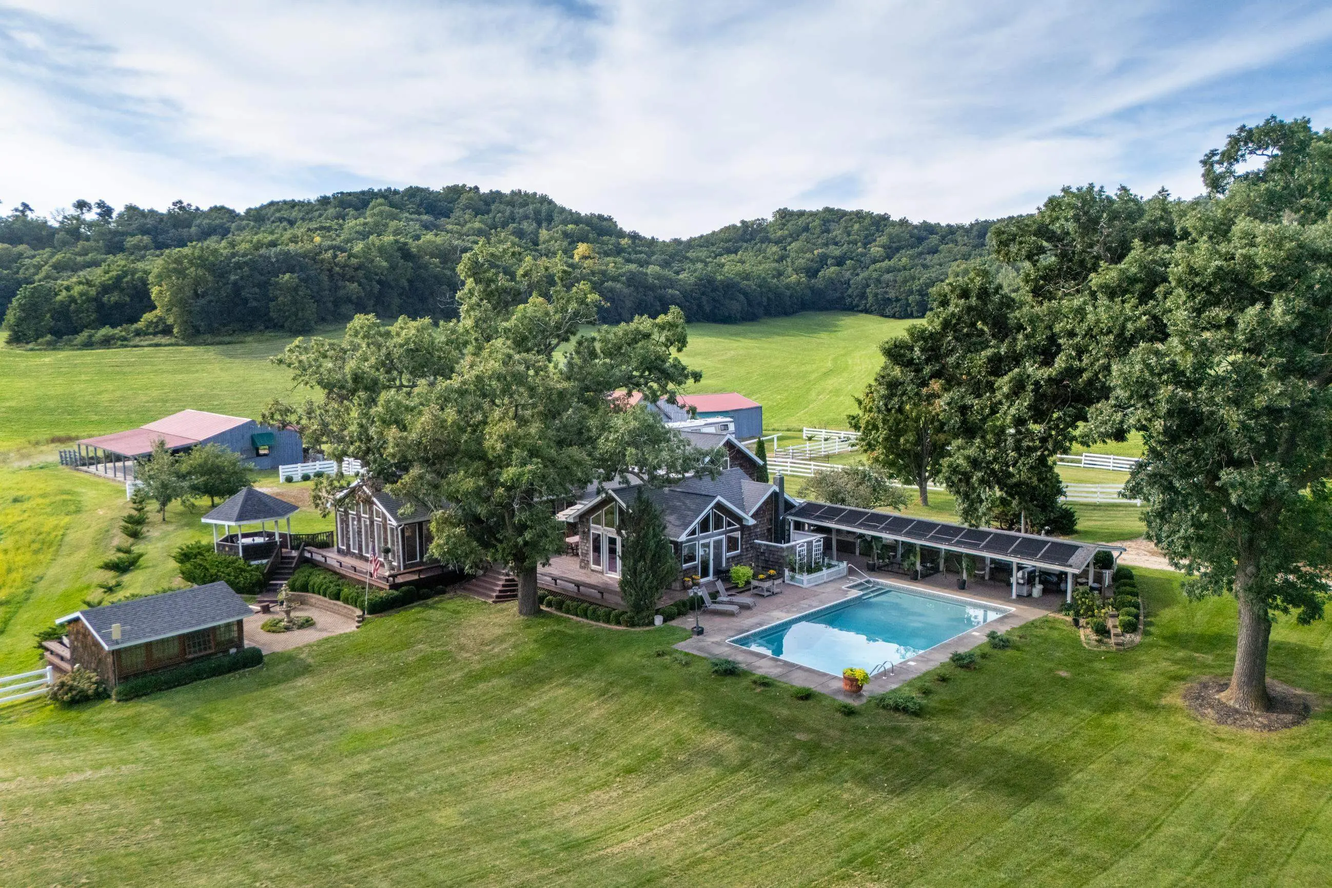 Photo of Listing #2030617