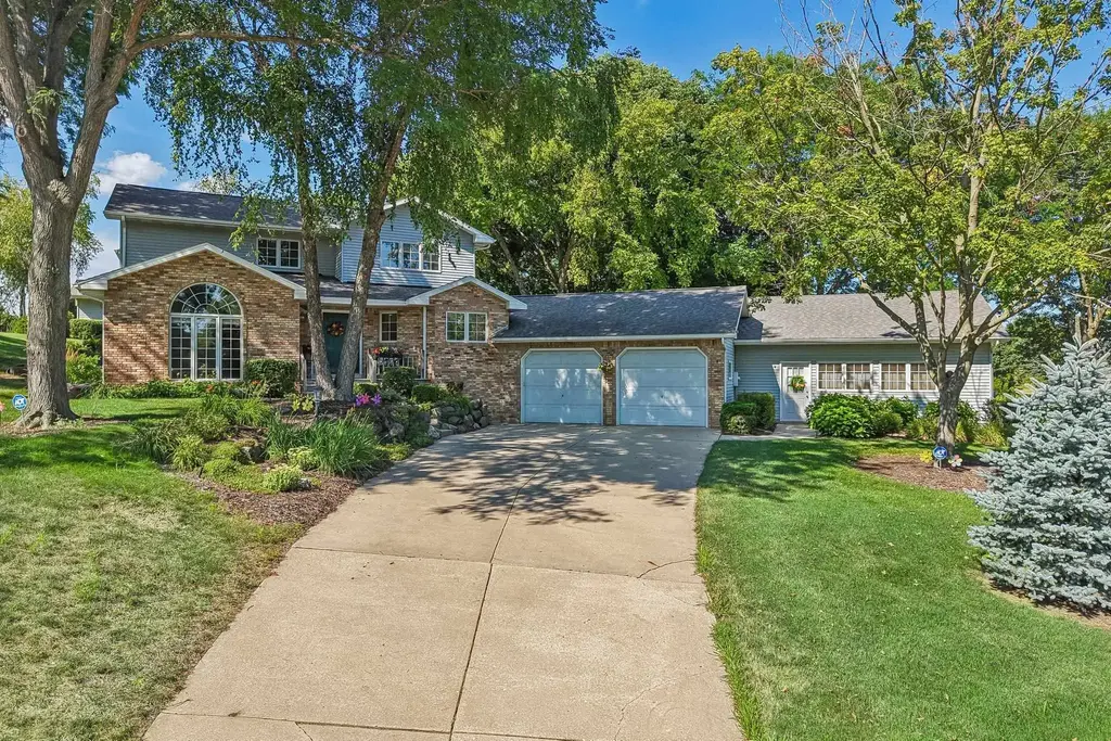 5650 Rankin Lane, Westport