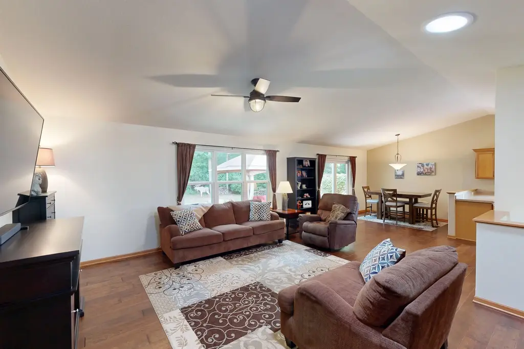 204 Woodland Preserve, Johnson Creek
