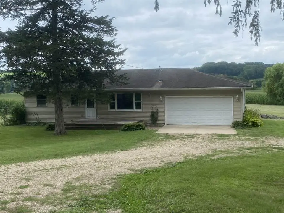 Photo of Listing #2030700