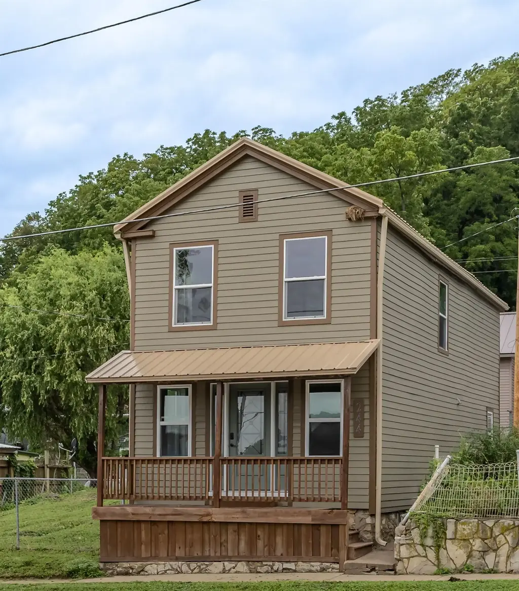244 Main Street, De Soto
