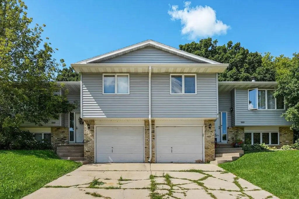 2665-67 Aberdeen Court, Fitchburg