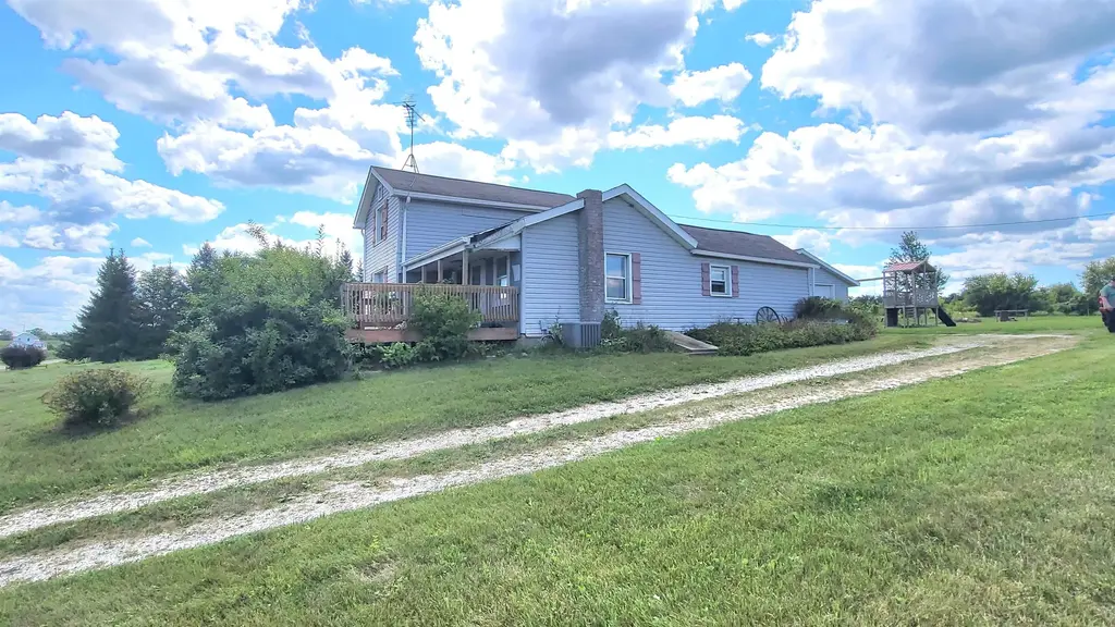 N3442 Center Road, Waupun