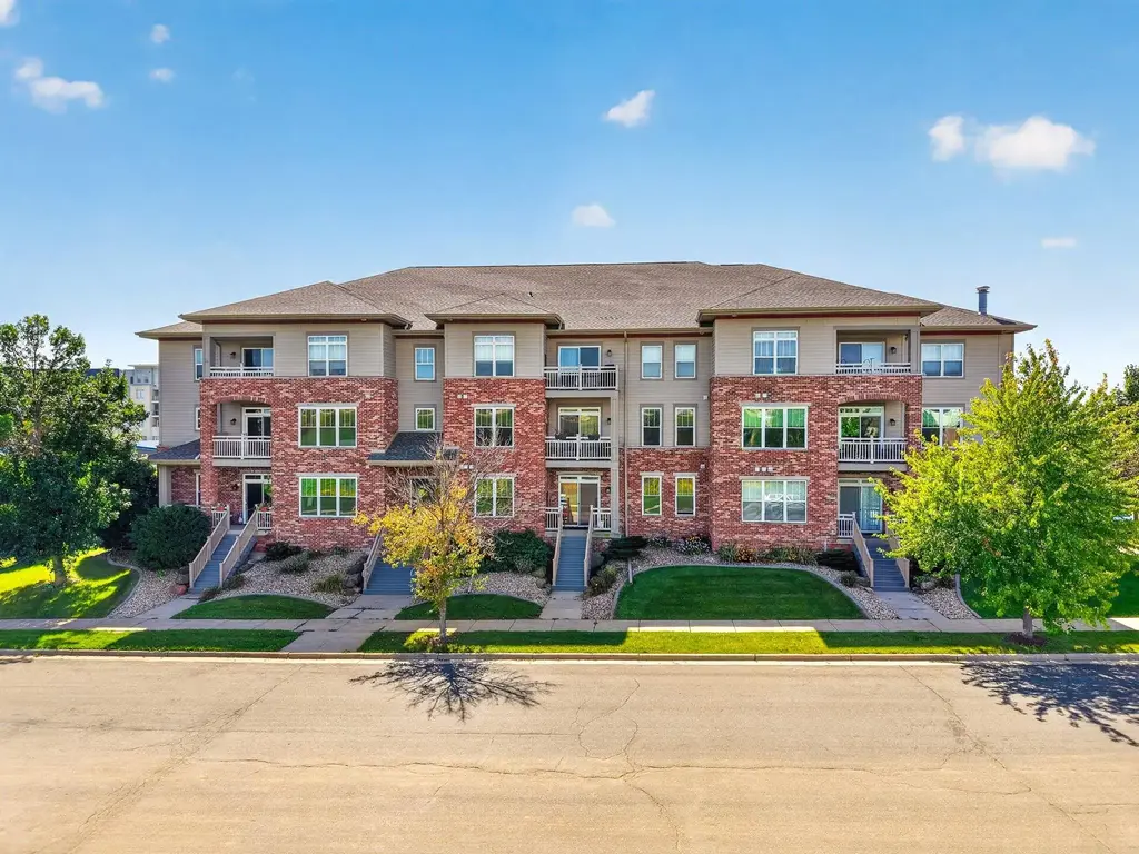 #210 - 141 Metro Terrace, Madison