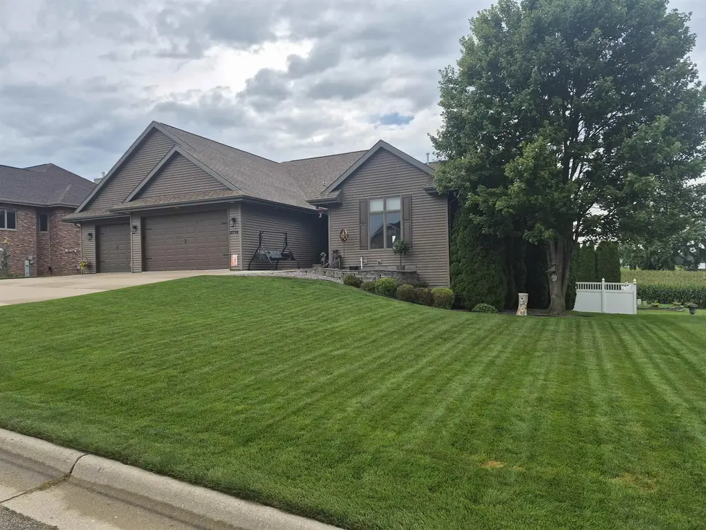 3774 Red Stone Drive, Janesville