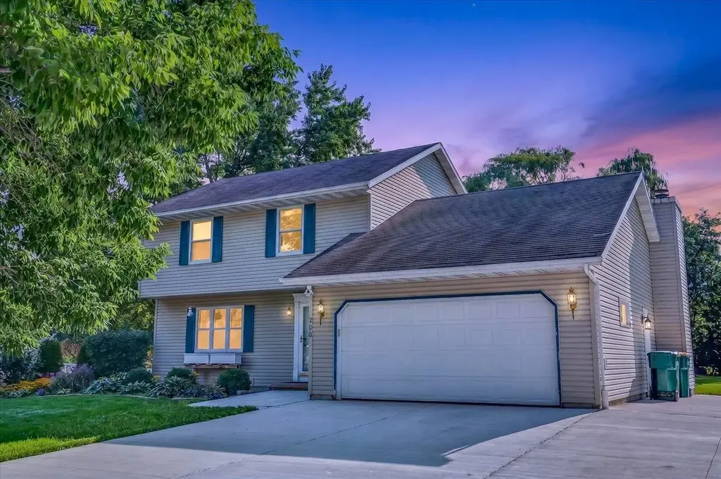 200 Dentaria Drive, Cottage Grove