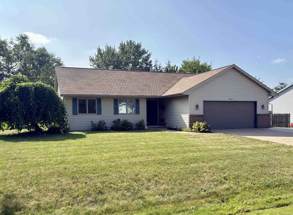 N9631 Emerald Lane, Harrison