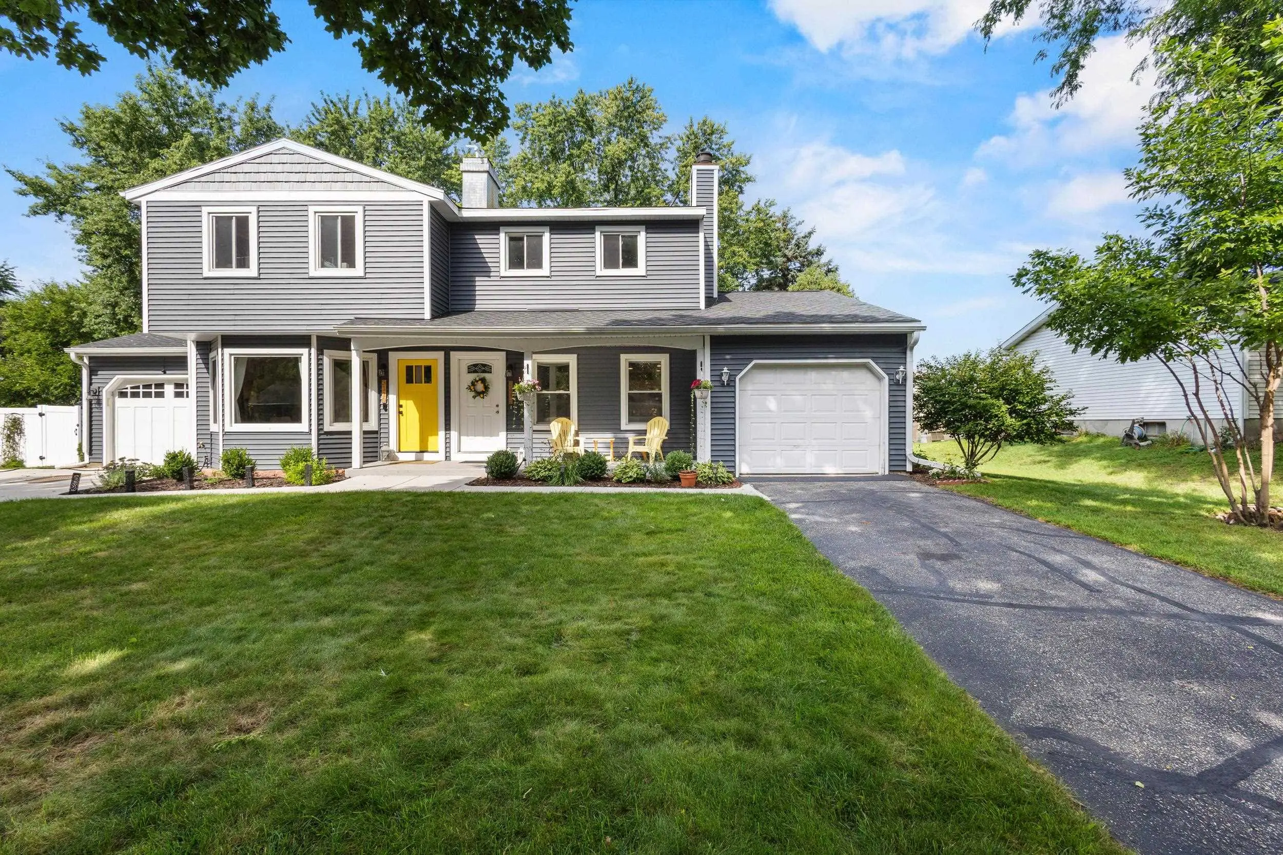 Photo of Listing #2030925