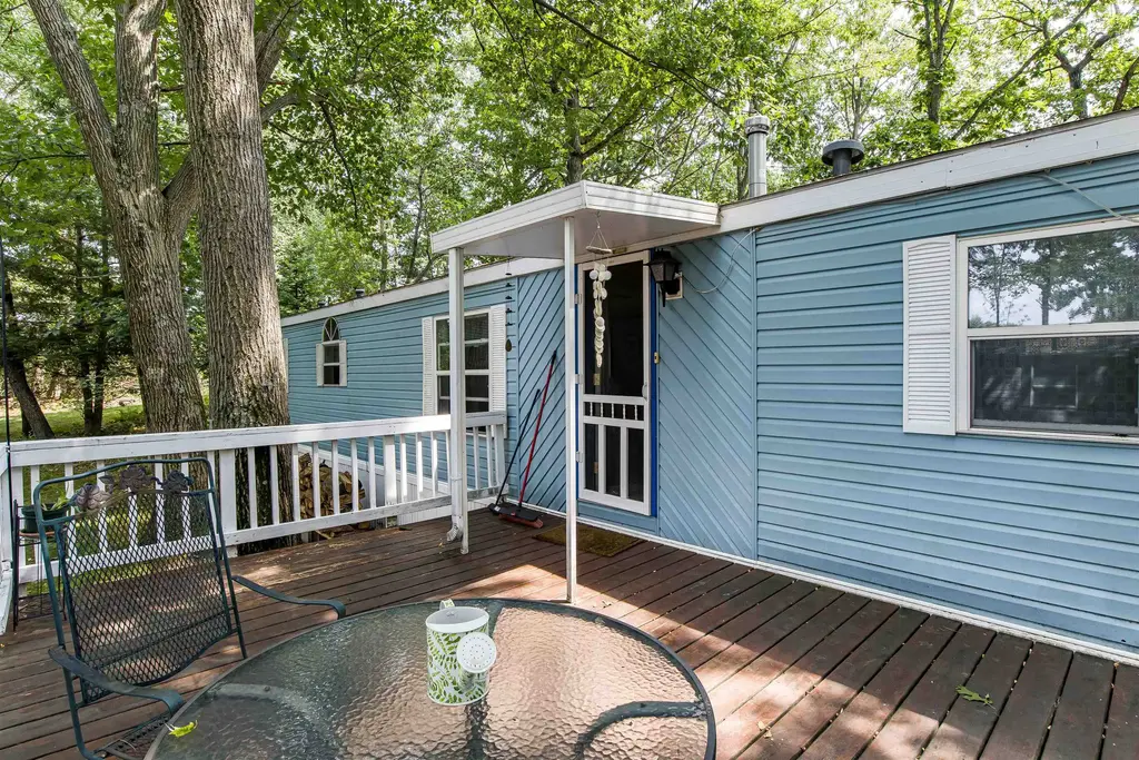 69 Erhardt Trail, Lake Delton
