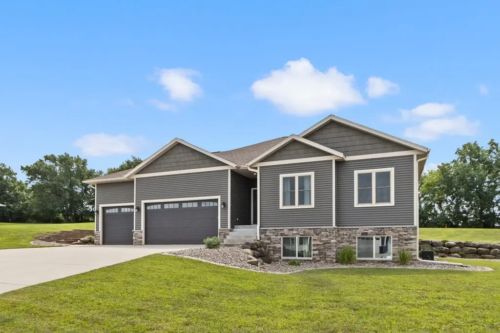 420 Ridgeway Drive, Rio
