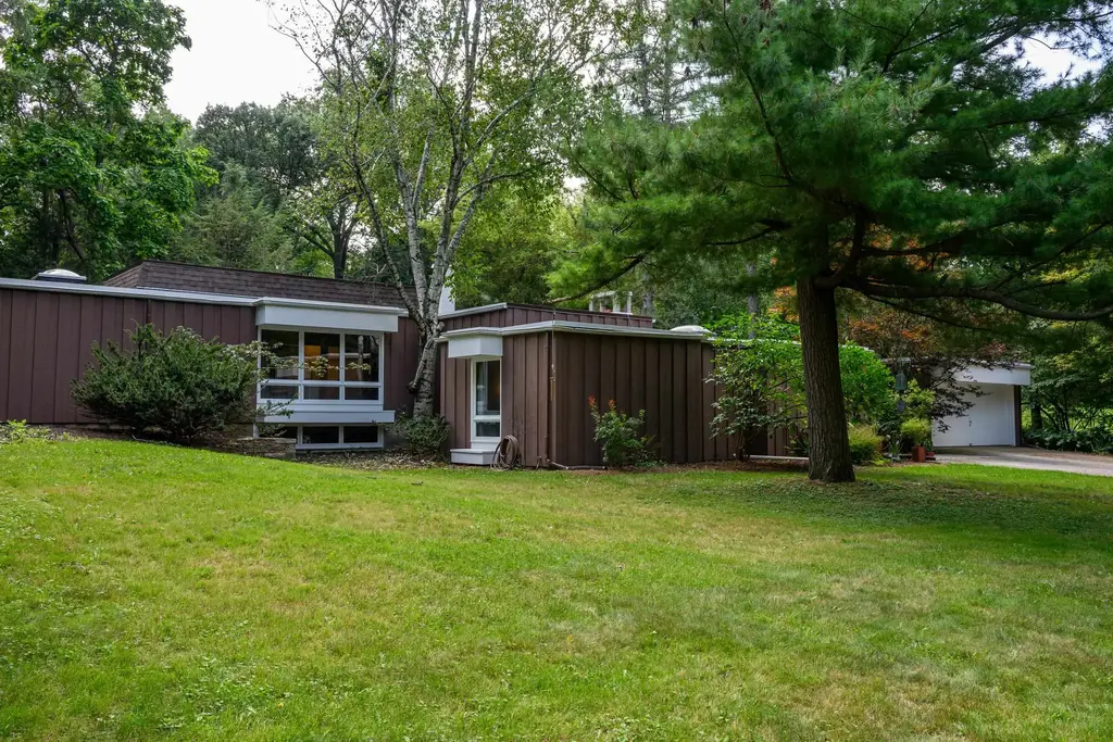 5921 Thorstrand Road, Madison