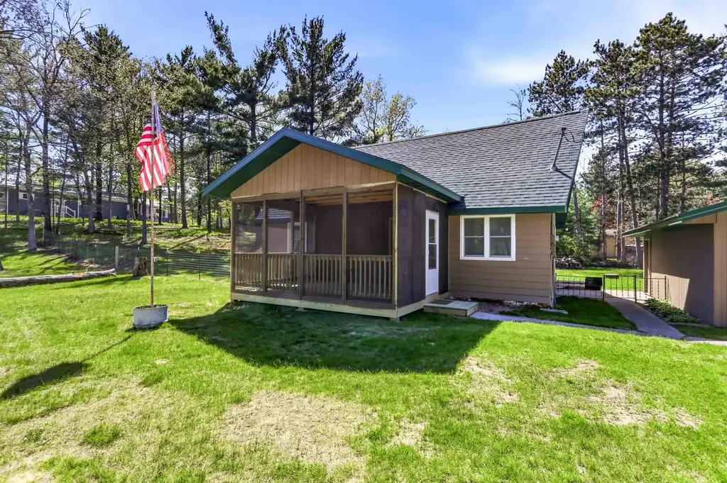 2129 Blackhawk Street, Quincy
