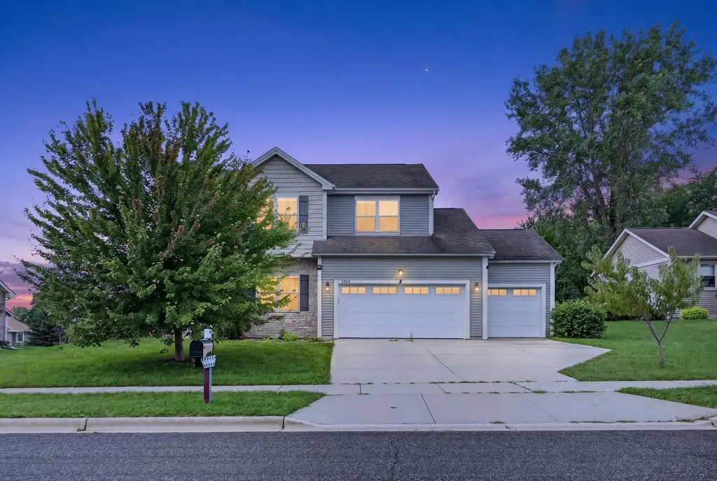 1369 Heritage Lane, Sun Prairie