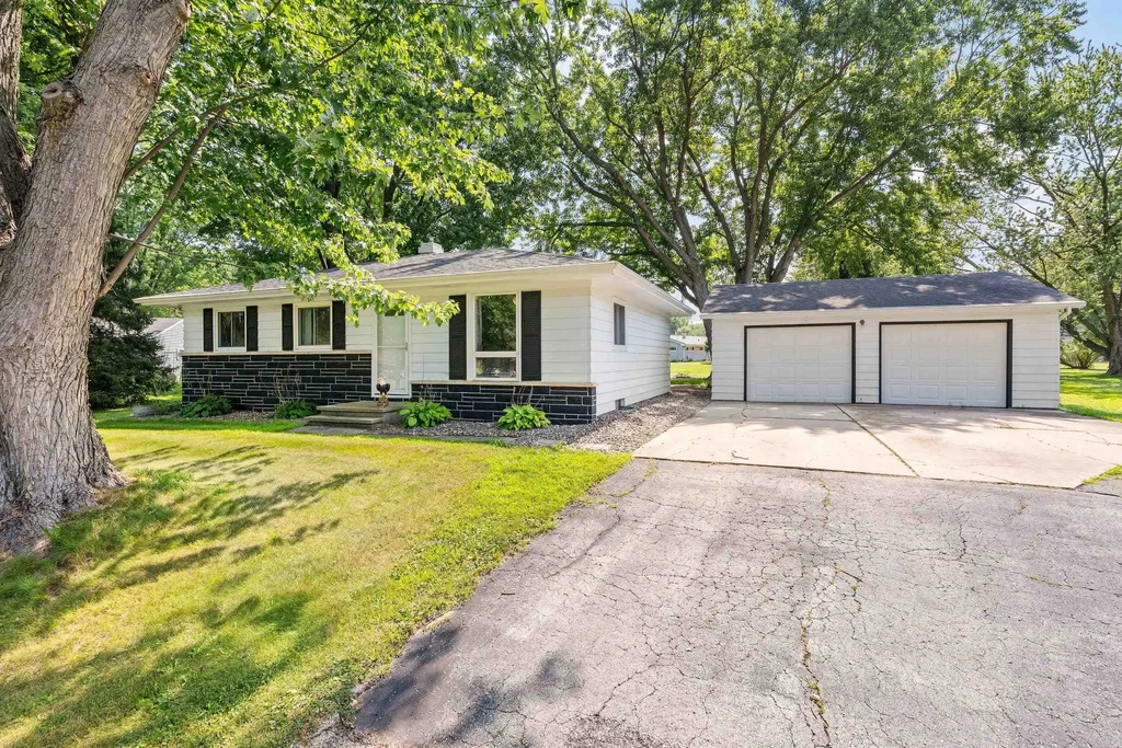 W14256 Highland Terrace, Ripon