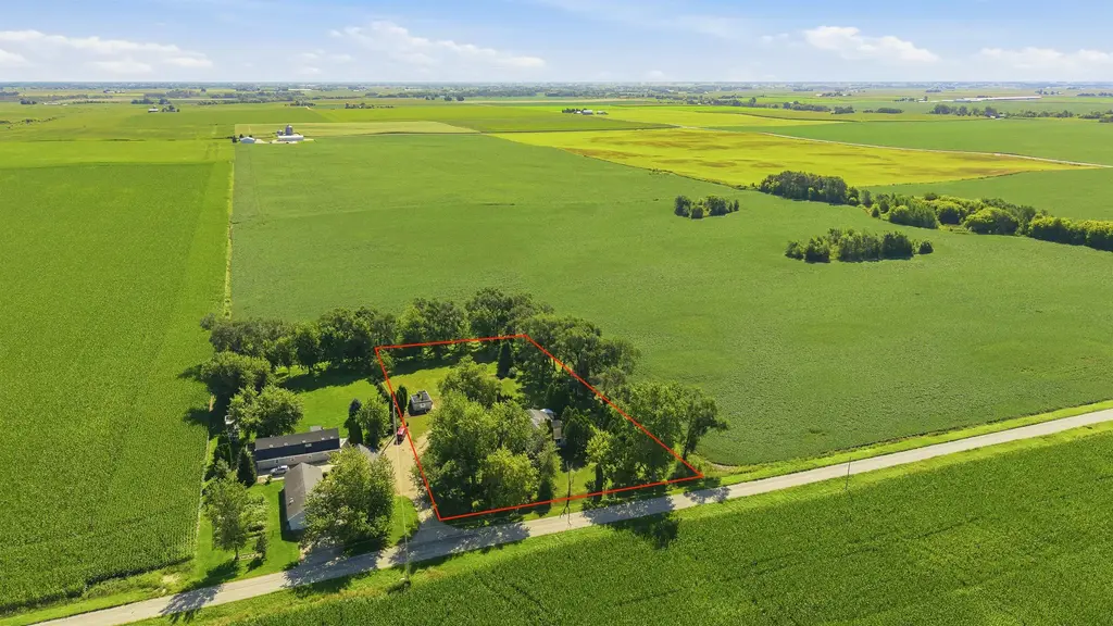 N1094 Pleasant Drive, Mackford