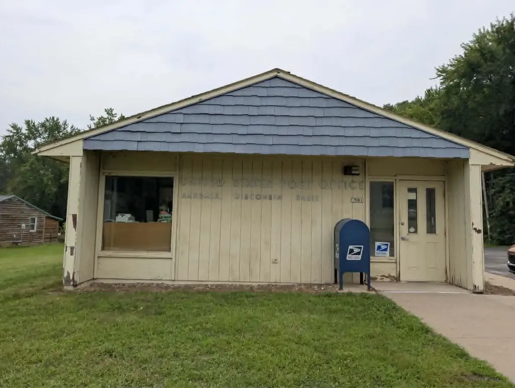 1568 State Road 21, Strongs Prairie