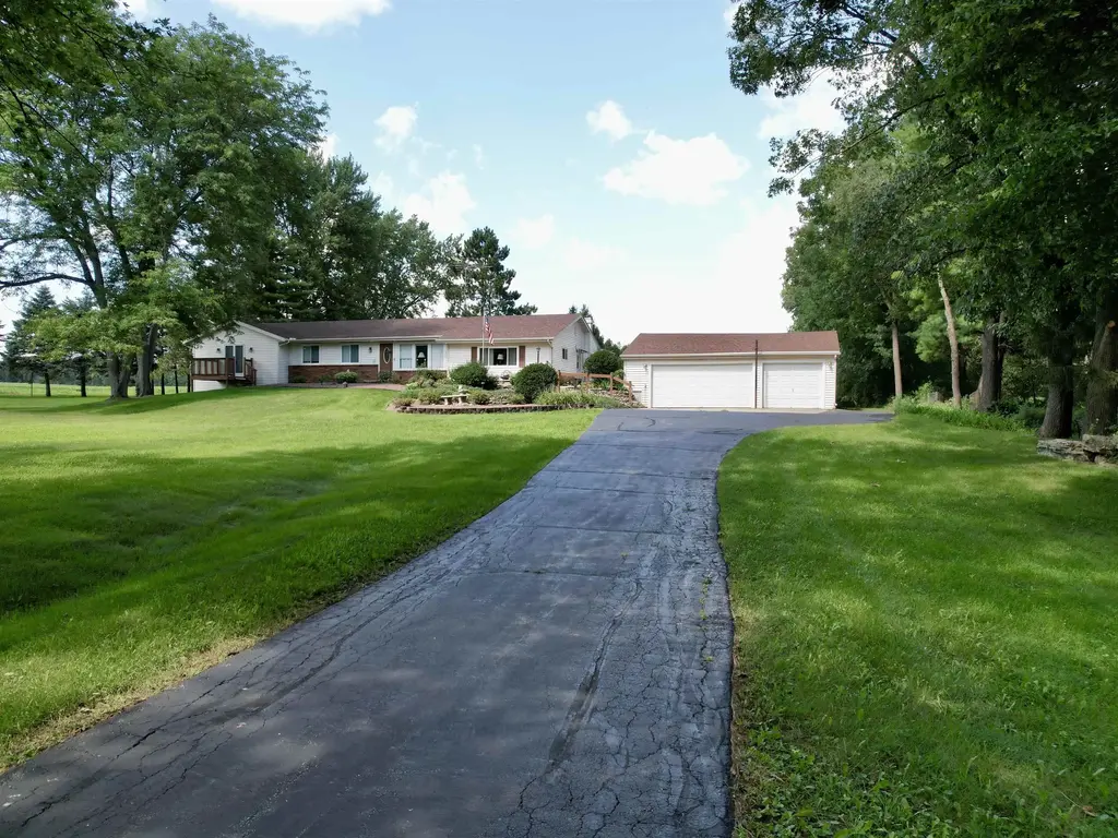 6830 W Saint Lawrence Avenue, Newark