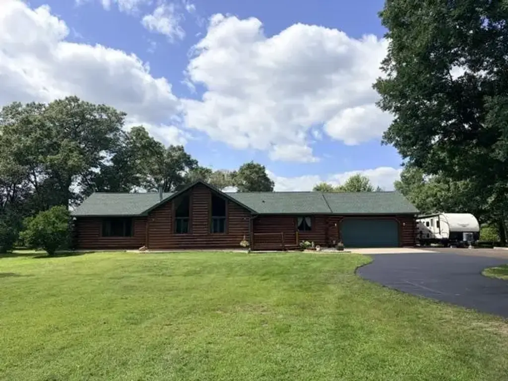 N7281 Trophy Drive, Germantown