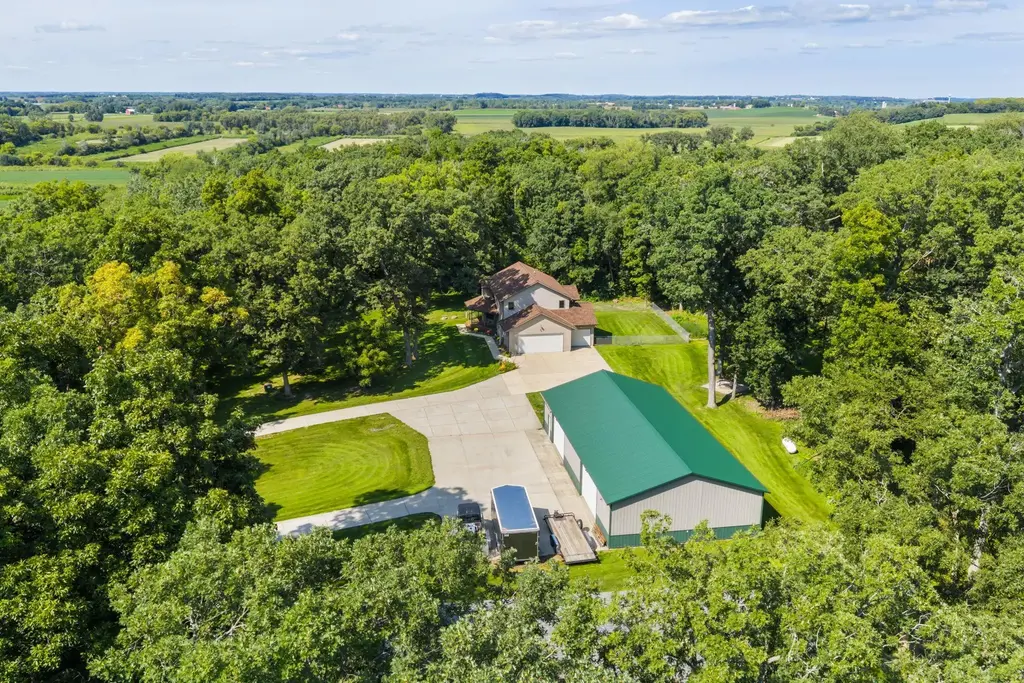 966 Sherman Drive, Medina