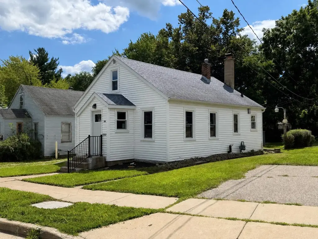 440 Winsor Street, Mauston