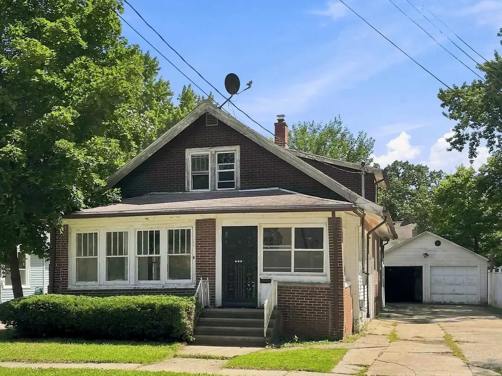 1329 Yates Avenue, Beloit