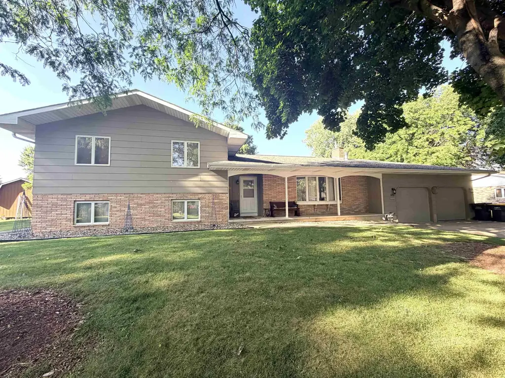 115 View Street, Tomah