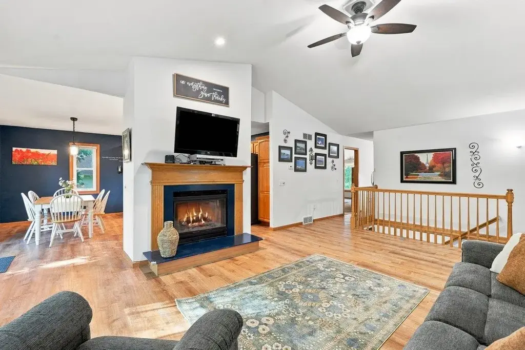 893 Chalfont Drive, Sun Prairie