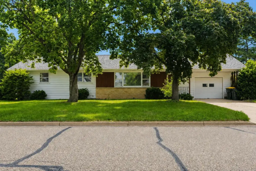 50 6th Street, Prairie Du Sac