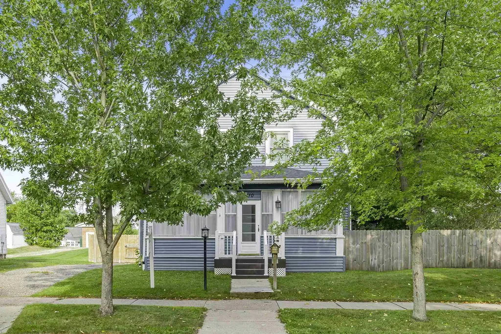 410 N Pine Street, Reedsburg