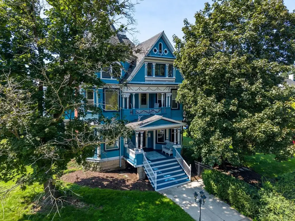 118 Sinclair Street, Janesville