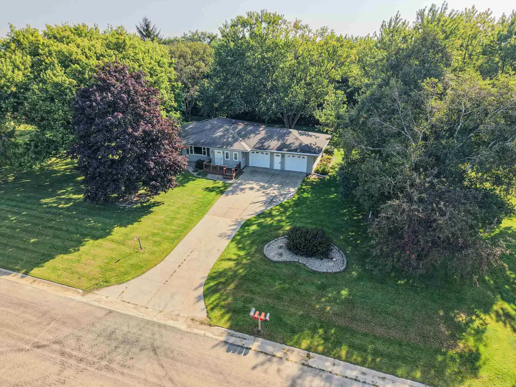 5644 Major Lane, Platteville