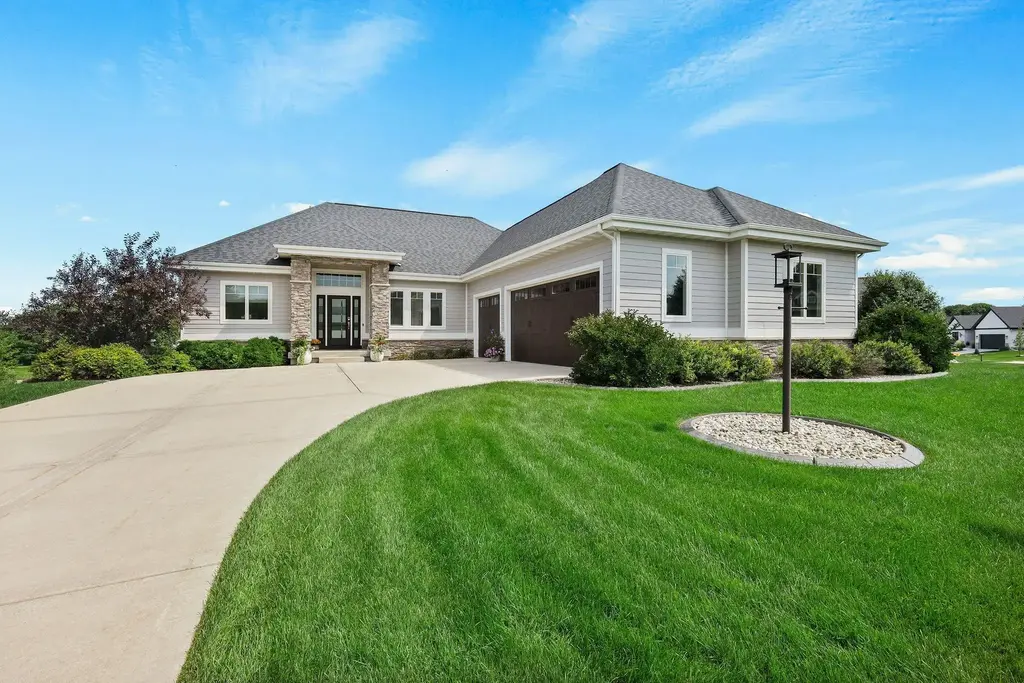 1098 Brynhill Drive, Oregon