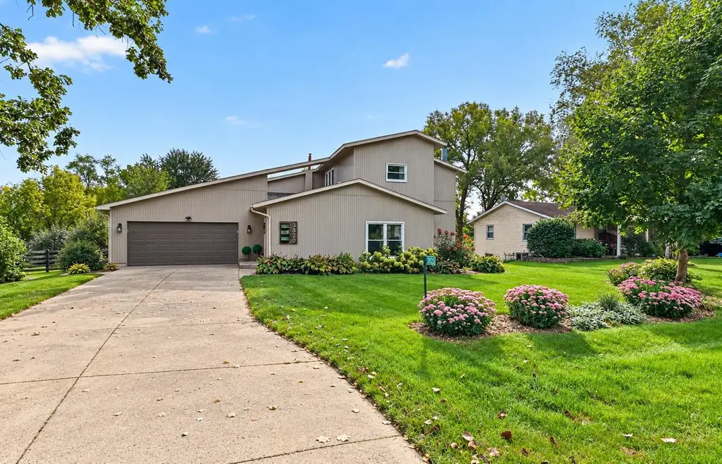 3820 Gala Way, Cottage Grove