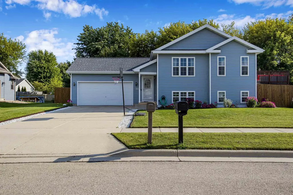 104 Shawn Avenue, Arlington