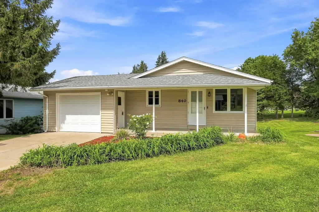 840 Jewett Street, Platteville