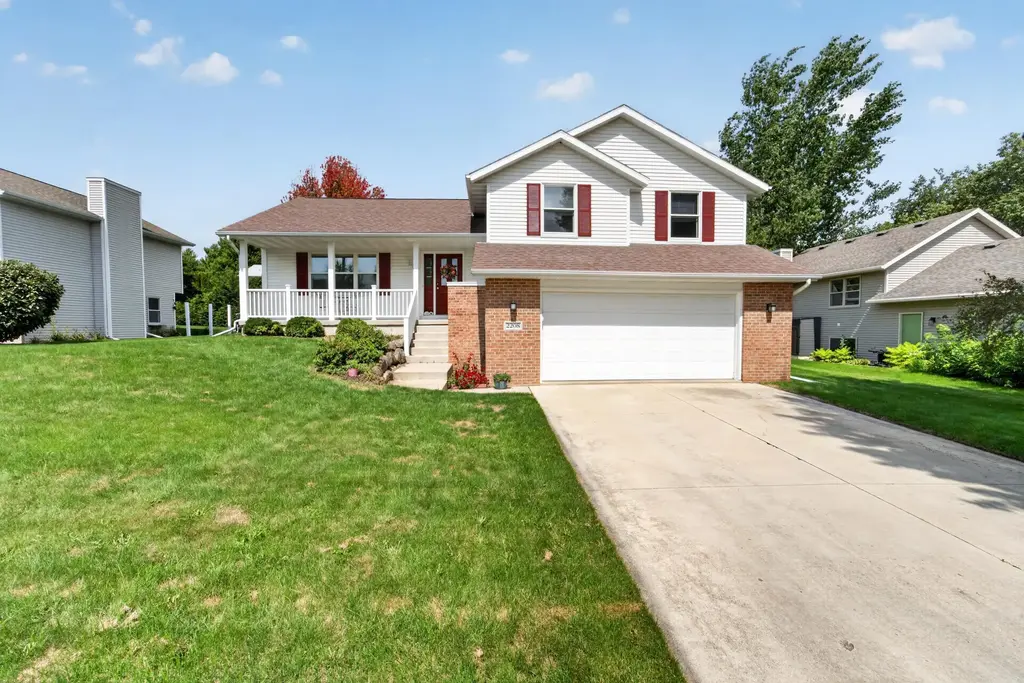2208 Roby Road, Stoughton