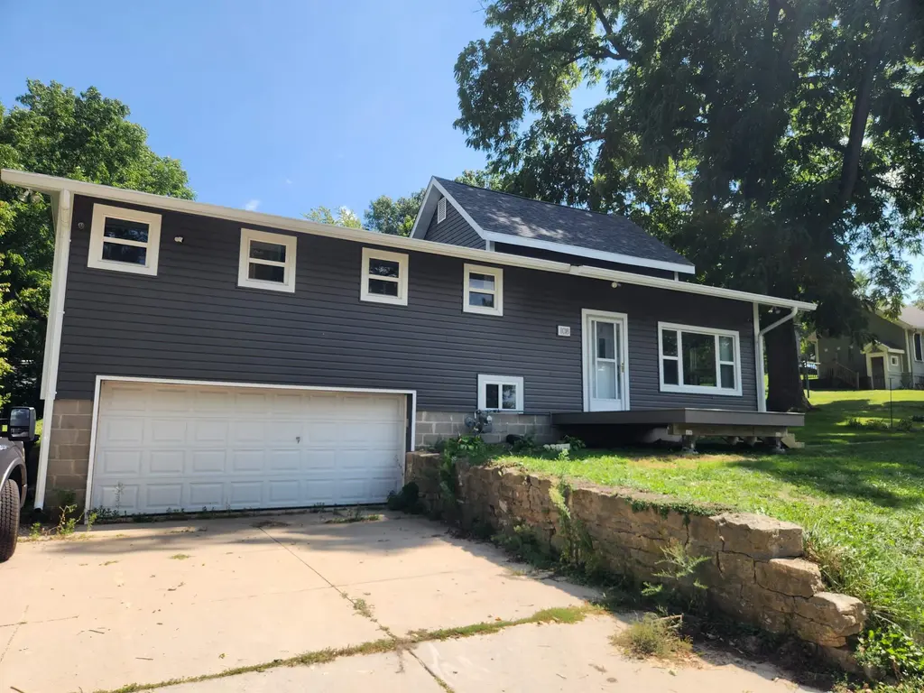 108 N Washington Street, Deerfield