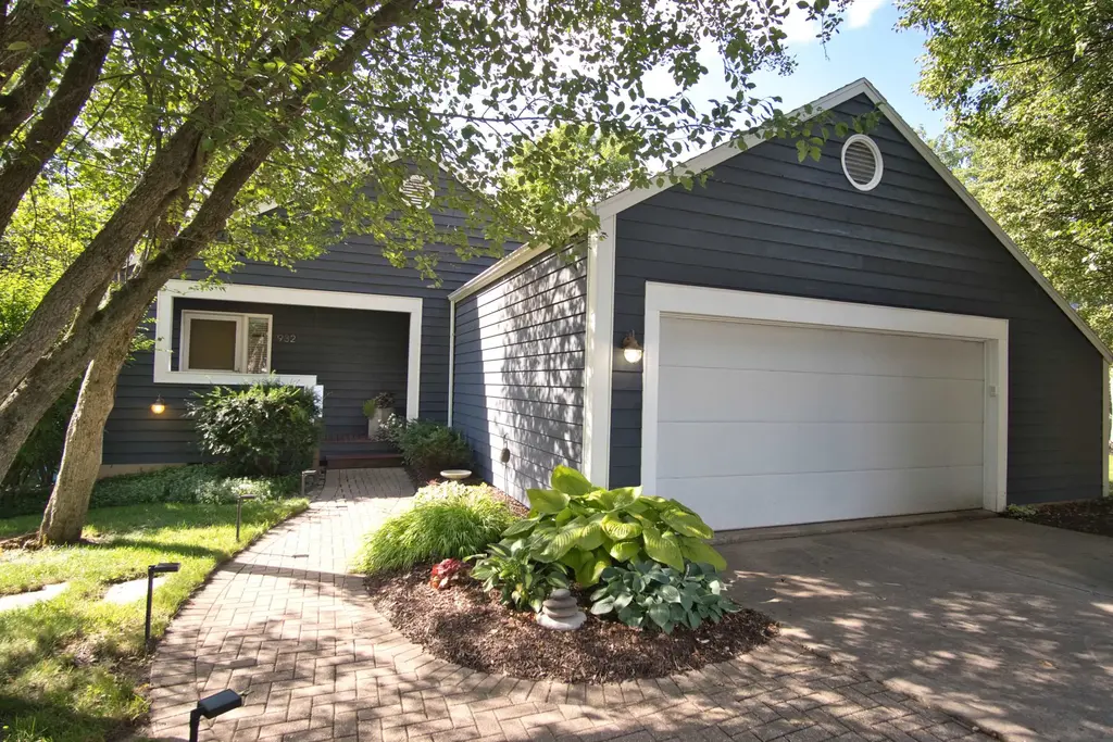 932 Tamarack Way, Verona
