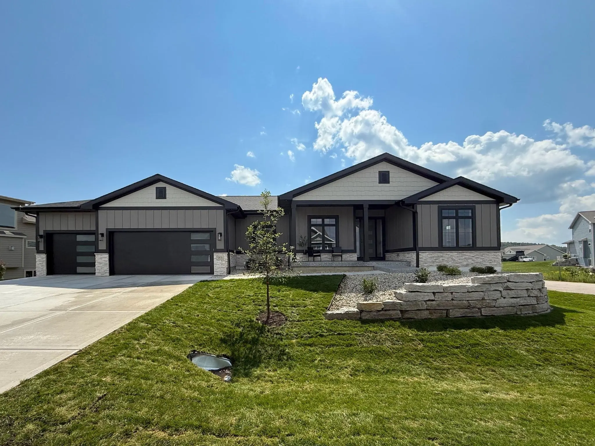 Photo of Listing #2031518