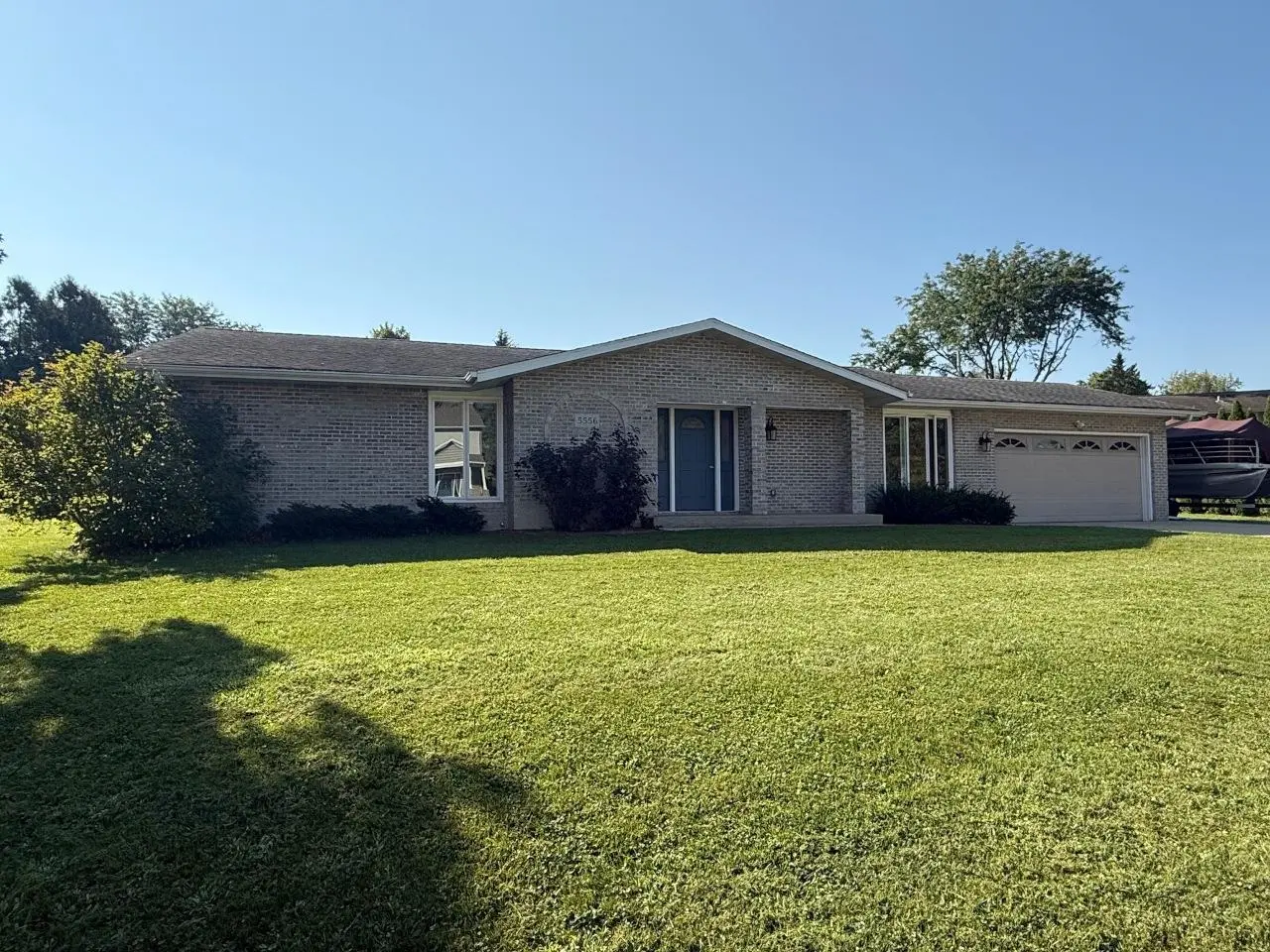 Photo of Listing #2031540