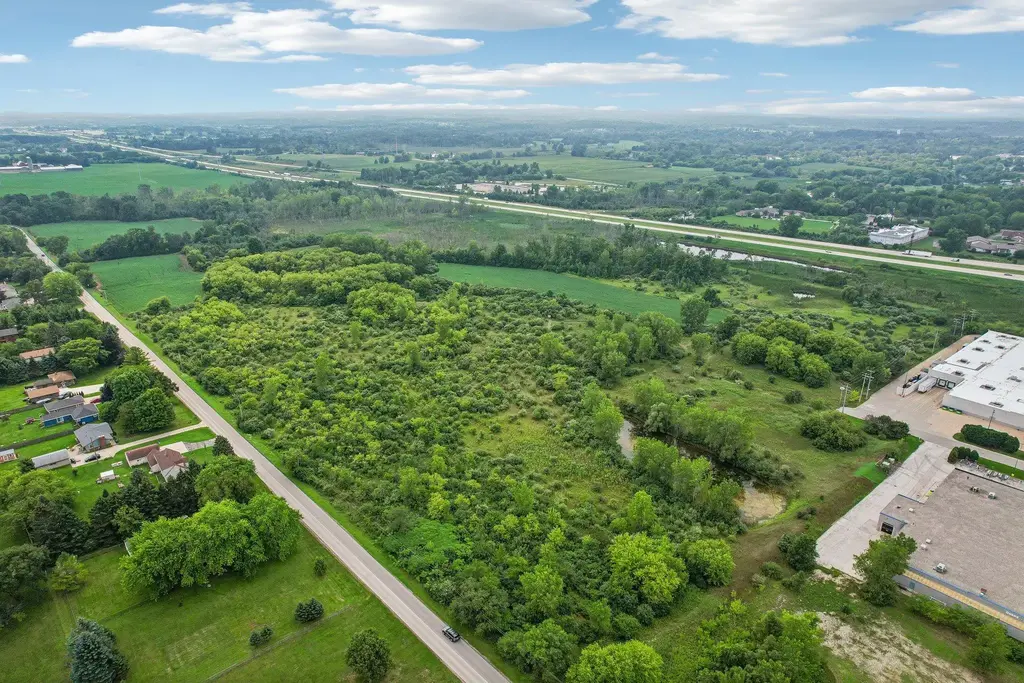 5 Acres Highway 43 Road, Saukville