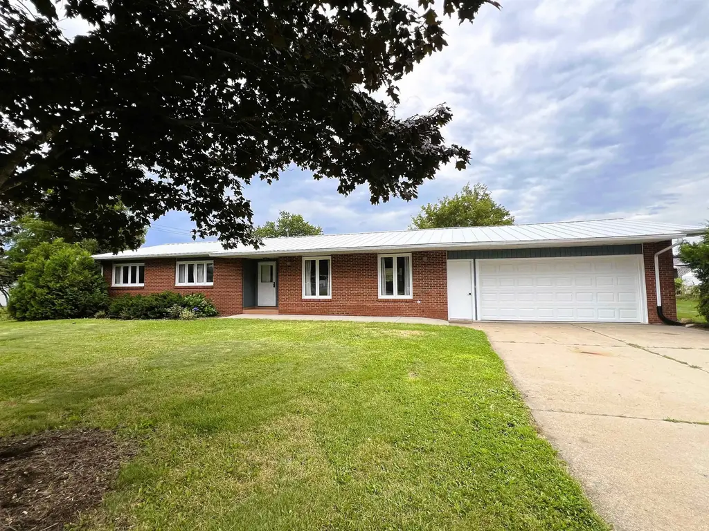 740 N East Avenue, Viroqua