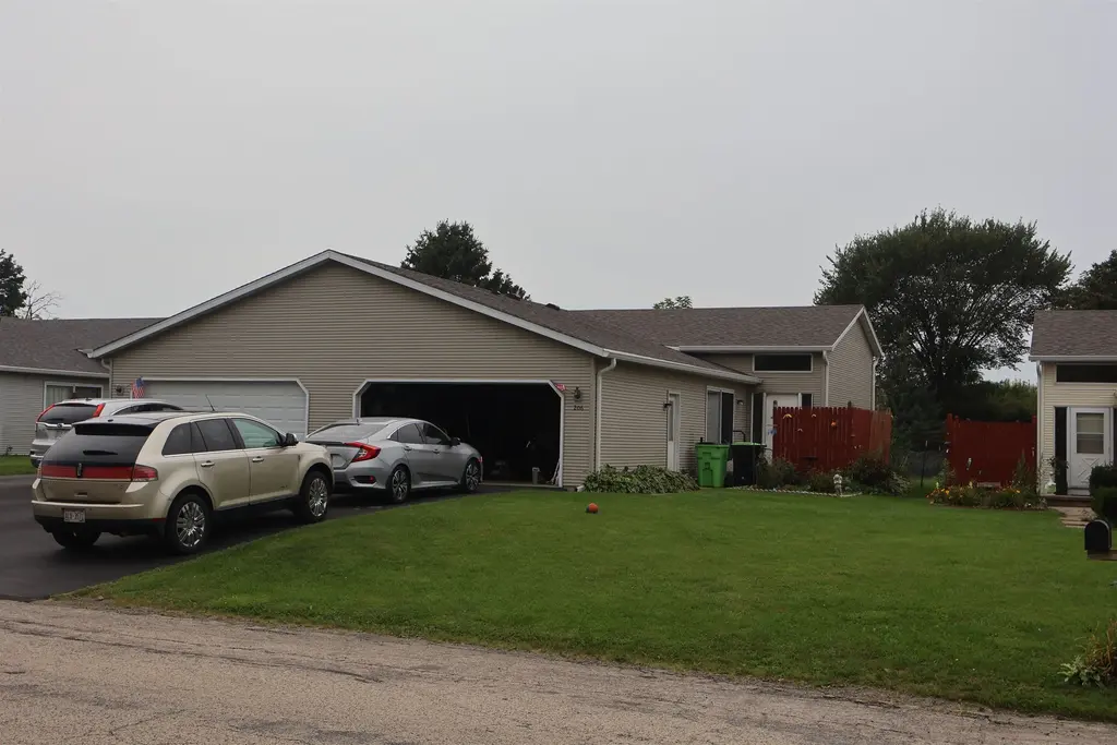 204-206 Eilbes Avenue, Beaver Dam
